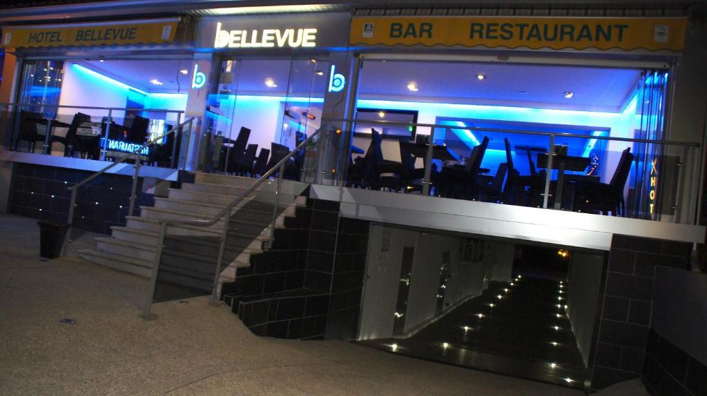 Logis Hotel Restaurant Bellevue Saint-Martin-dʼArdèche المظهر الخارجي الصورة